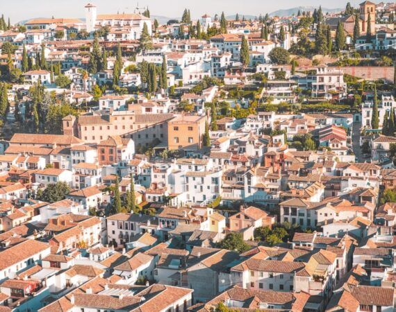granada, alhambra, transporte sostenible por España