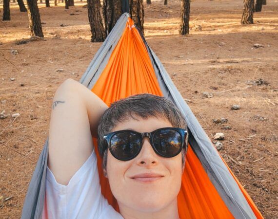 maleta para viajar en otoño, beneficios de viajar